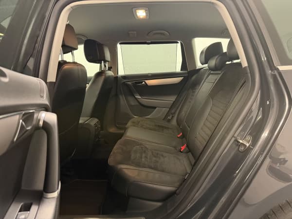 Volkswagen Passat HIGHLINE|KAMERA|PDC|NAVI|TEMP|M