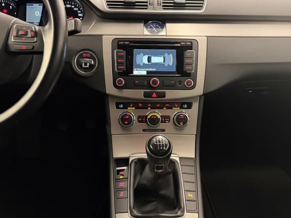 Volkswagen Passat HIGHLINE|KAMERA|PDC|NAVI|TEMP|M