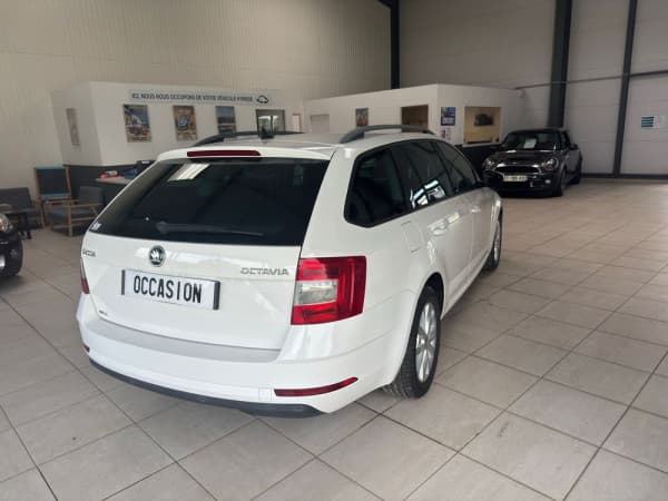 SKODA OCTAVIA III BREAK 1.6 TDI 115 DSG7 BUSINESS GARANTIE 6 MOIS