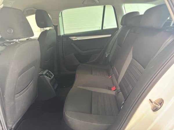 SKODA OCTAVIA III BREAK 1.6 TDI 115 DSG7 BUSINESS GARANTIE 6 MOIS