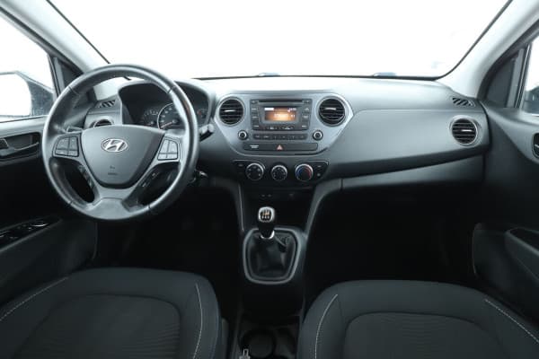 Hyundai i10 1.0 UEFA Euro