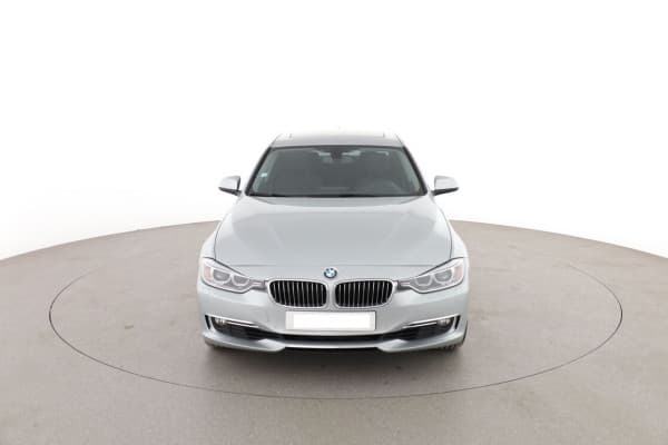 BMW Série 3 320iA Luxury