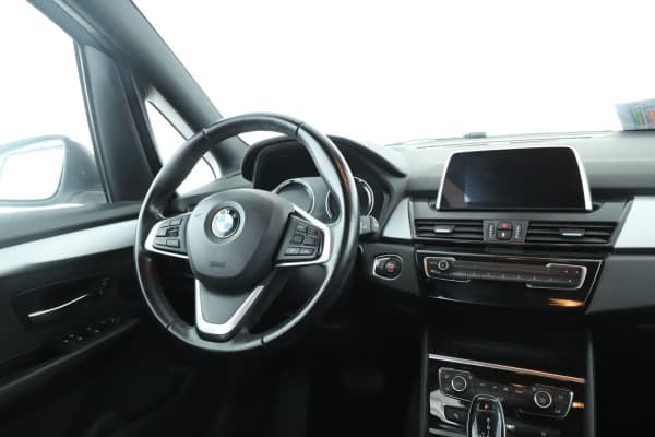 BMW Série 2 Gran Tourer 218d Business Design BVA8