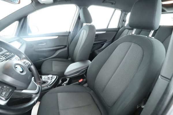 BMW Série 2 Gran Tourer 218d Business Design BVA8