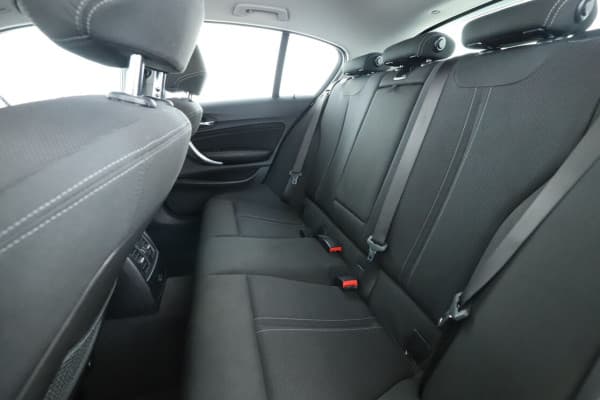 BMW Série 1 118d Sport BVA8