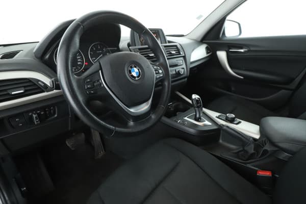 BMW Série 1 116d Lounge BVA8