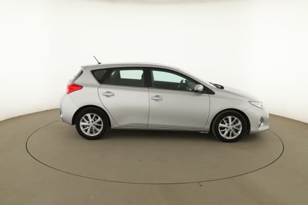 Toyota Auris 2.0 D-4D Dynamic