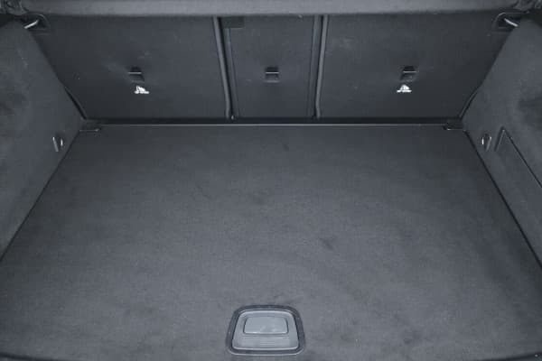 Mercedes-Benz GLA 200 Progressive Line 7G-DCT