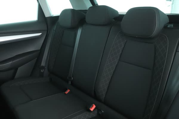 Skoda Karoq 1.0 TSI Ambition DSG7