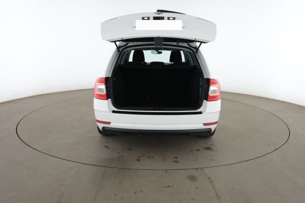 Skoda Octavia Combi 1.6 TDI SCR Clever DSG7