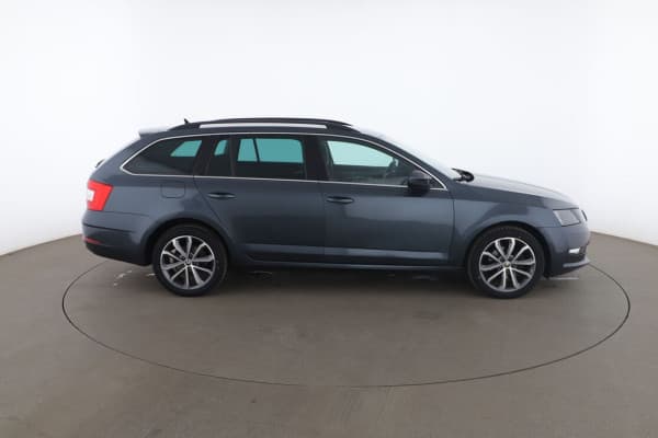 Skoda Octavia Combi 2.0 TDI SRC Edition 4x4 DSG7